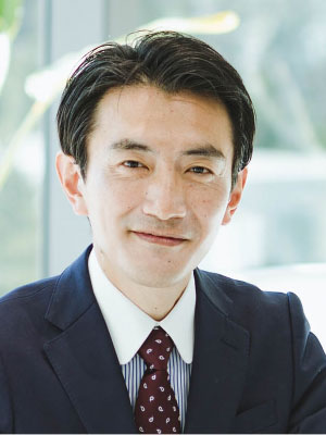 石居 天平 氏