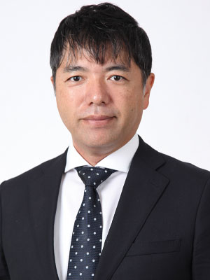 地曵 慶一 氏